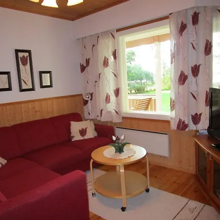 Niinilahden Lomamajat * Kolinkylä